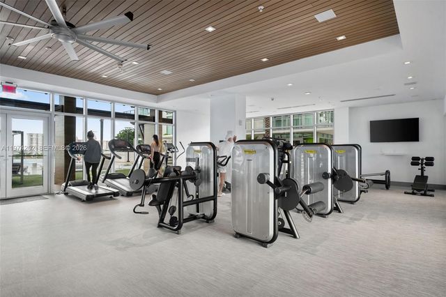 300 Sunny Isles Blvd 4-2003, Sunny Isles Beach, FL 33160