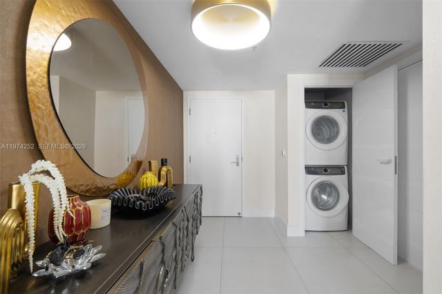 300 Sunny Isles Blvd 4-2003, Sunny Isles Beach, FL 33160