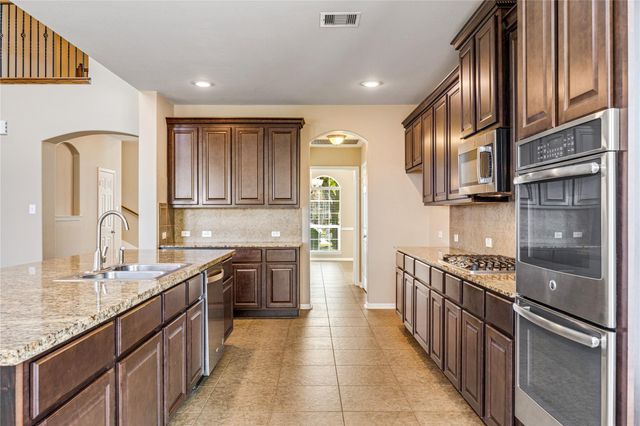 1111 Haye Road, Friendswood, TX 77546