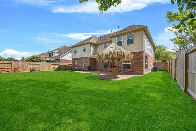 1111 Haye Road, Friendswood, TX 77546