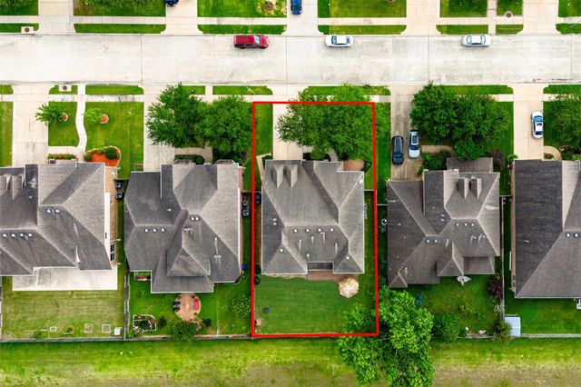 1111 Haye Road, Friendswood, TX 77546