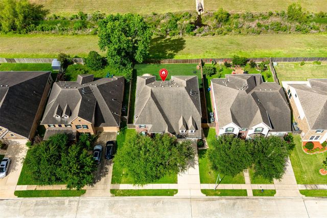 1111 Haye Road, Friendswood, TX 77546