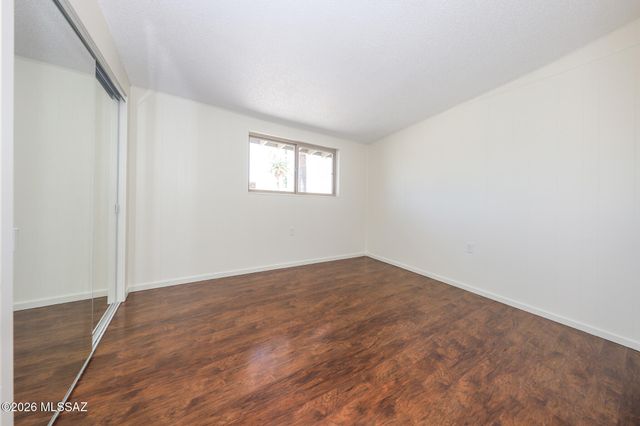 351 S Holcomb Place, Vail, AZ 85641