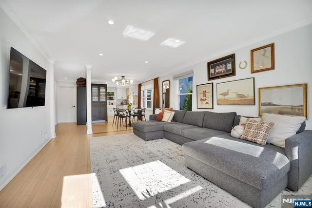 180 Highfield Lane, Nutley, NJ 07110