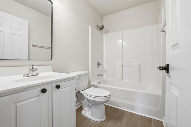 4566 Fringetree Dr., Murrells Inlet, SC 29576