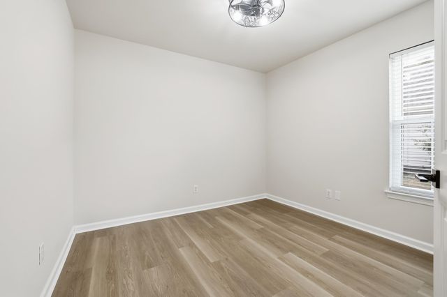 4566 Fringetree Dr., Murrells Inlet, SC 29576