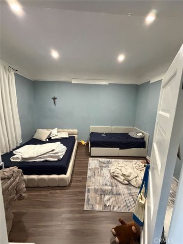 305 S Mott, Los Angeles, CA 90033