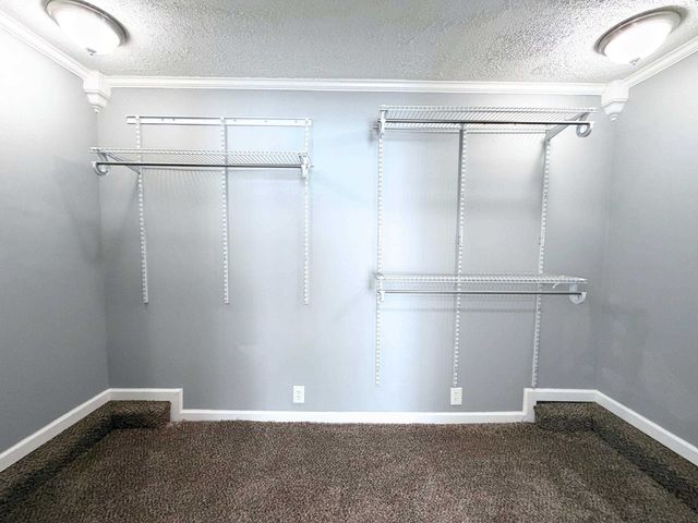 3296 Mills Acres Street, Flint, MI 48506