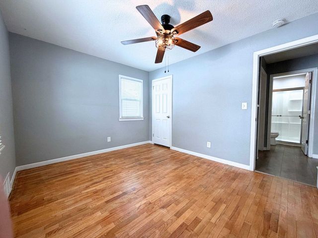 3296 Mills Acres Street, Flint, MI 48506