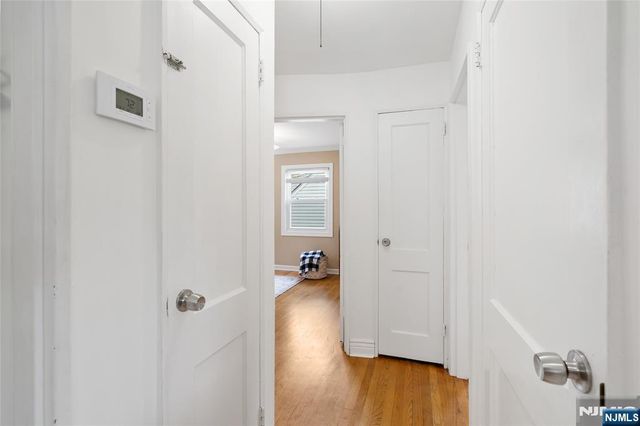 15 Brown Place, Bergenfield, NJ 07621