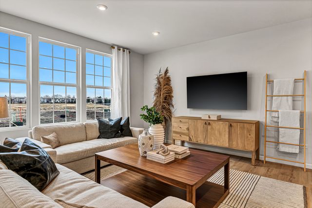 6269 Lafond Circle, Lisle, IL 60532