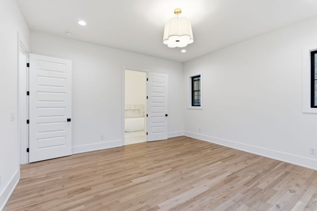 4209B Kirtland Rd, Nashville, TN 37215