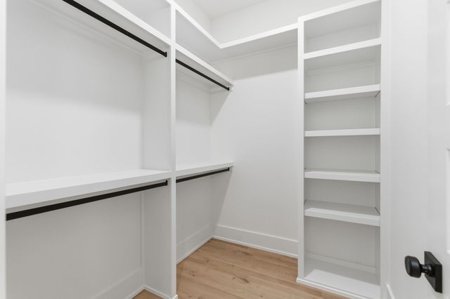 4209B Kirtland Rd, Nashville, TN 37215