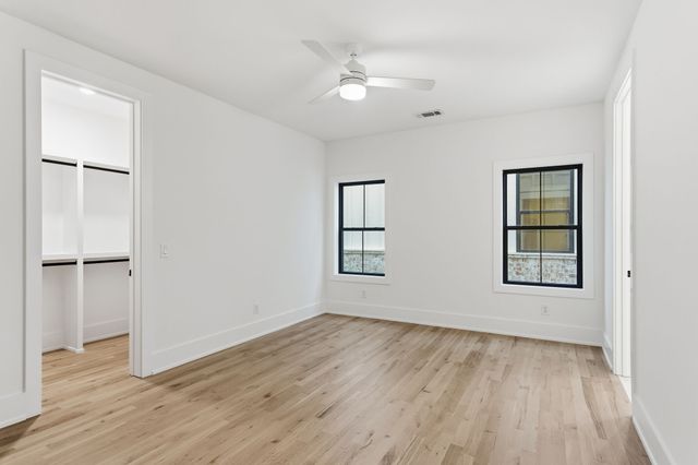 4209B Kirtland Rd, Nashville, TN 37215