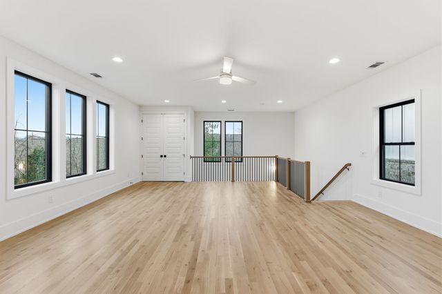 4209B Kirtland Rd, Nashville, TN 37215