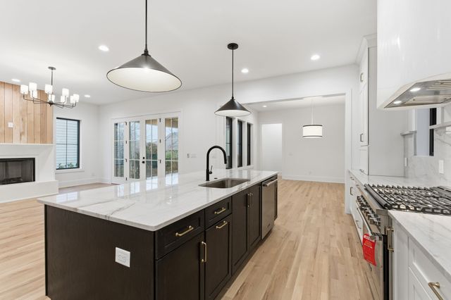 4209B Kirtland Rd, Nashville, TN 37215