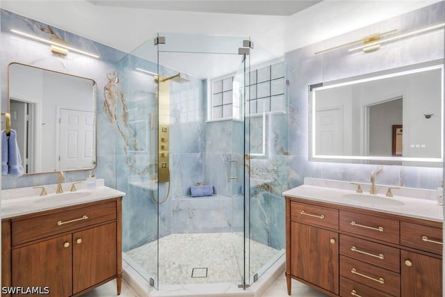 6520 Valen WAY 104, Naples, FL 34108