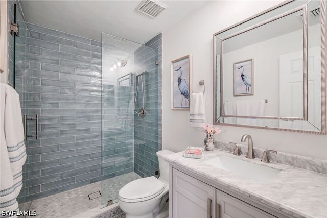 6520 Valen WAY 104, Naples, FL 34108