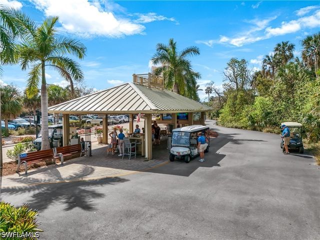 6520 Valen WAY 104, Naples, FL 34108