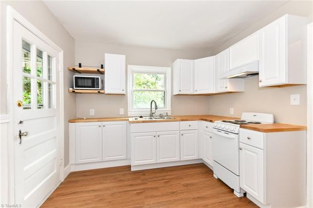 603 S Chapman Street, Greensboro, NC 27403