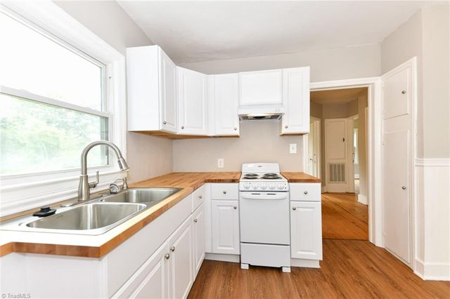 603 S Chapman Street, Greensboro, NC 27403
