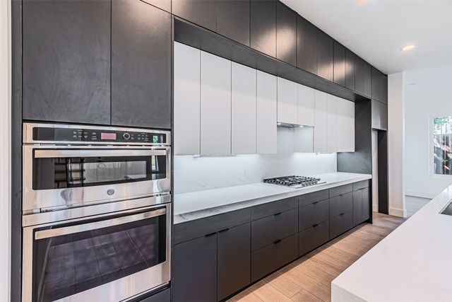 4309 SYLVESTER Street, Dallas, TX 75219