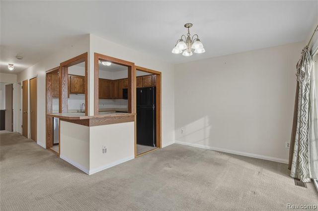 24532 Greenhill Road, Warren, MI 48091