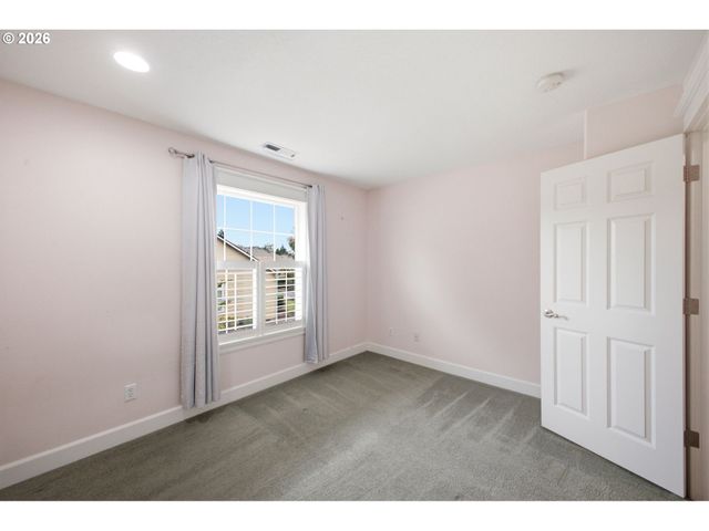 12611 Nw 33RD Ave, Vancouver, WA 98685