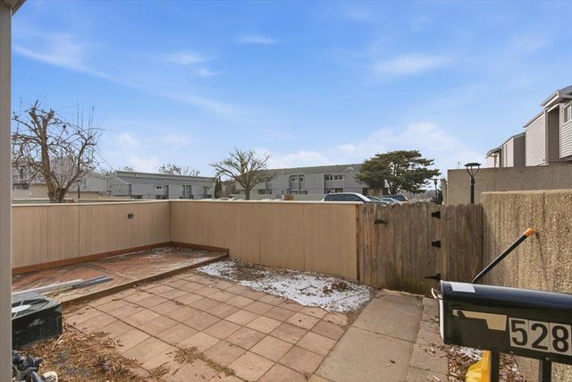 528 East Bluff, Madison, WI 53704