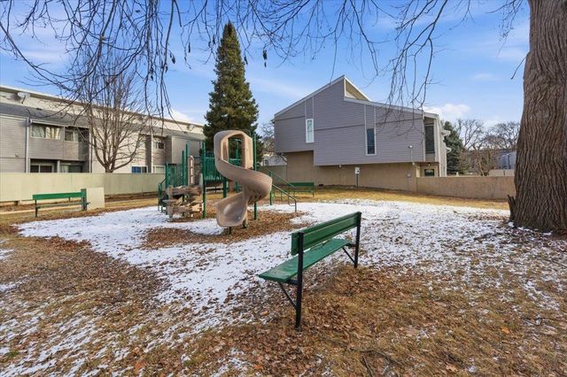 528 East Bluff, Madison, WI 53704