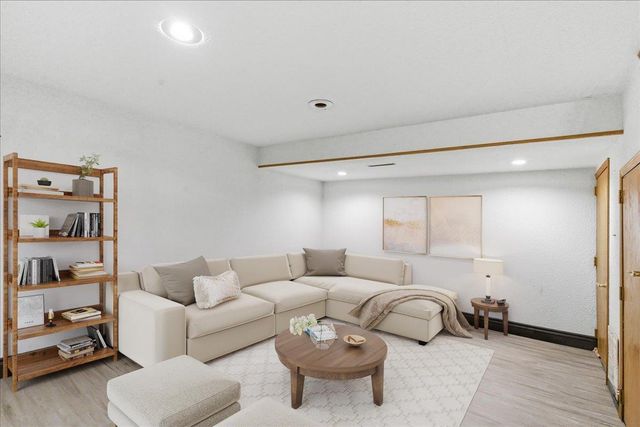 528 East Bluff, Madison, WI 53704