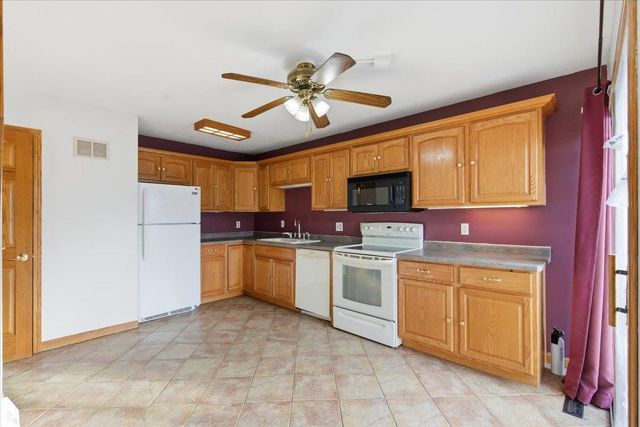 528 East Bluff, Madison, WI 53704