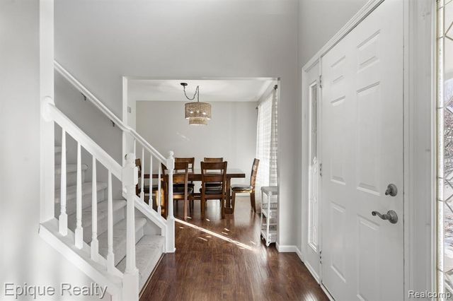 5421 Wentworth Drive, Commerce Twp, MI 48382