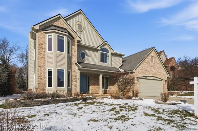 5421 Wentworth Drive, Commerce Twp, MI 48382