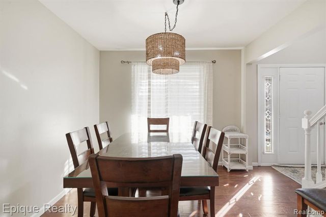 5421 Wentworth Drive, Commerce Twp, MI 48382