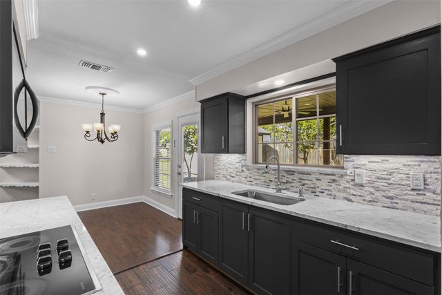 2441 Miller Street, Grand Prairie, TX 75051