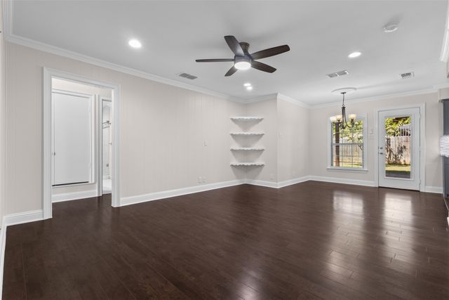 2441 Miller Street, Grand Prairie, TX 75051