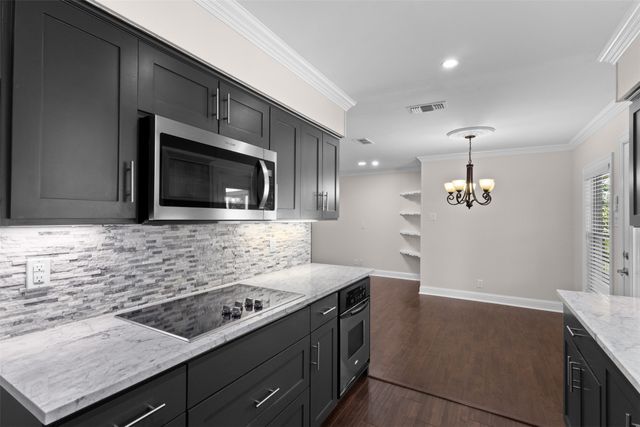 2441 Miller Street, Grand Prairie, TX 75051