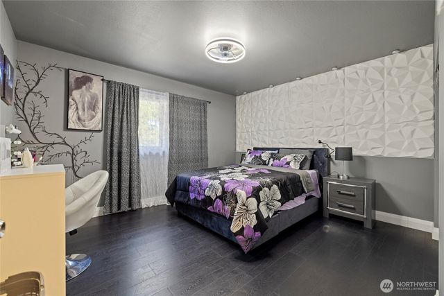 1530 SW 16th Avenue, Oak Harbor, WA 98277