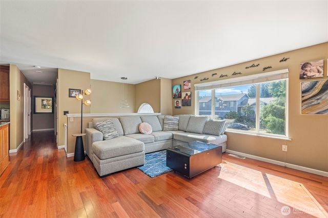 1530 SW 16th Avenue, Oak Harbor, WA 98277