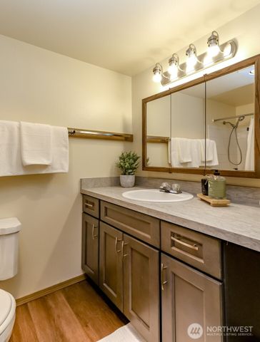 2907 NE 57th Avenue, Tacoma, WA 98422