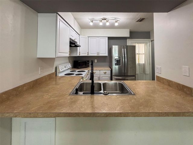 2201 SW 39TH DRIVE, Gainesville, FL 32607