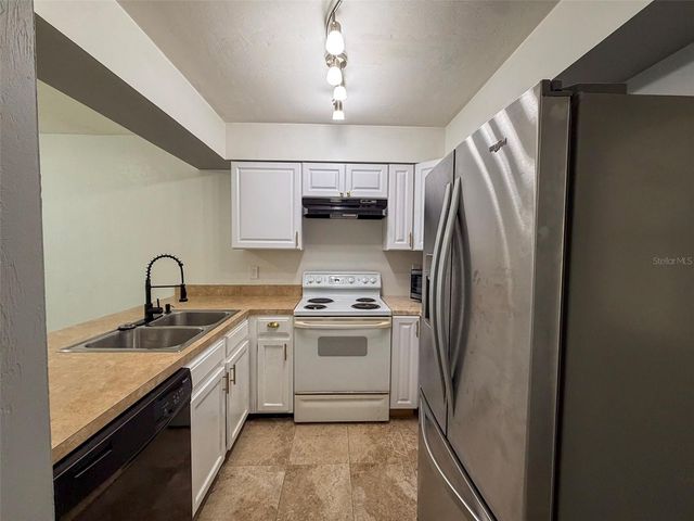 2201 SW 39TH DRIVE, Gainesville, FL 32607