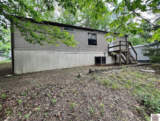108 High Road, Benton, KY 42025