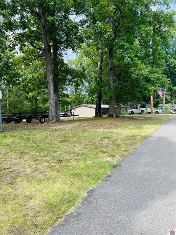 108 High Road, Benton, KY 42025