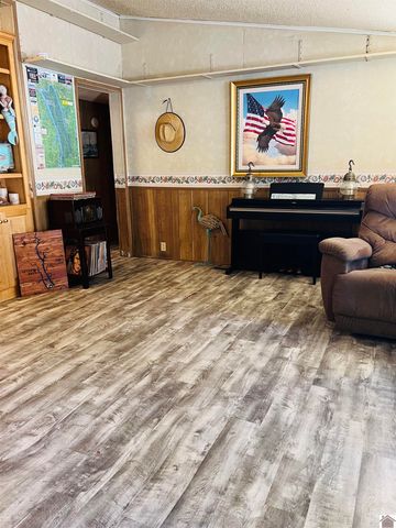 108 High Road, Benton, KY 42025