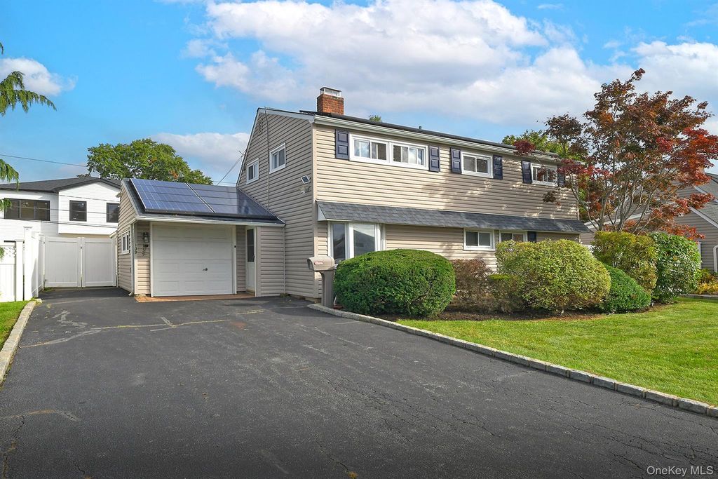 139 Horn Lane, Levittown, NY 11756 — exterior