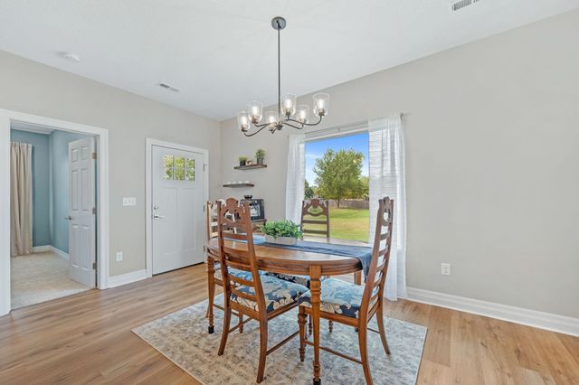 501 Sweetwater Rd, Maize, KS 67101