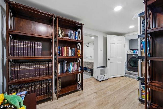 1027 Salem Ave, Hillside Twp., NJ 07205