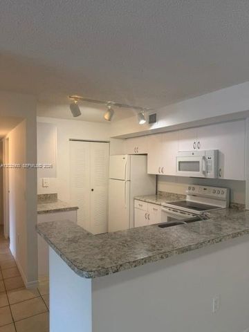 3854 Lyons Rd 201-5, Coconut Creek, FL 33073